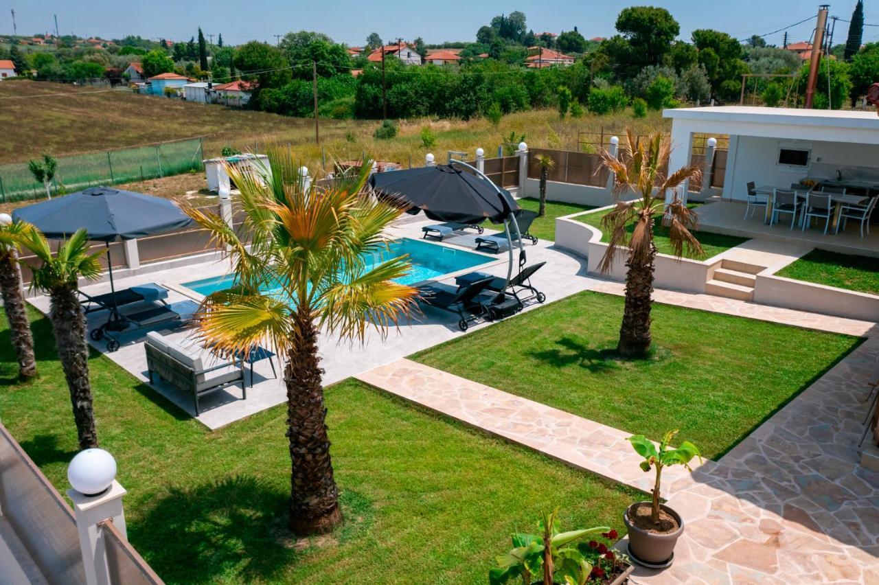 Villa Liana , Private Villa With Pool And Garden Vergia Zewnętrze zdjęcie
